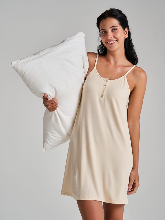 Ночная сорочка на бретелях