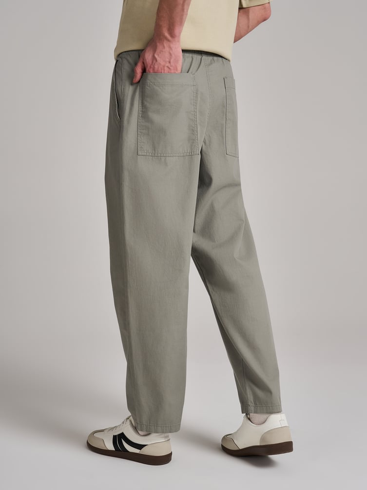 Брюки повседневные зауженные на резинке