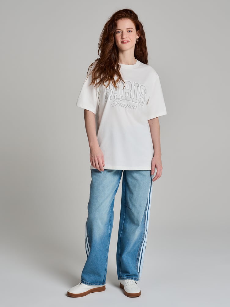 Футболка оверсайз с надписью Paris