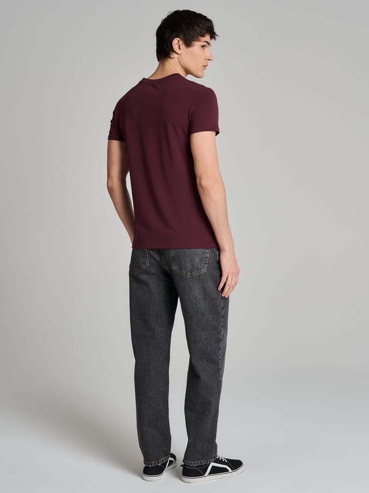 Футболка облегающая с принтом летучей мыши