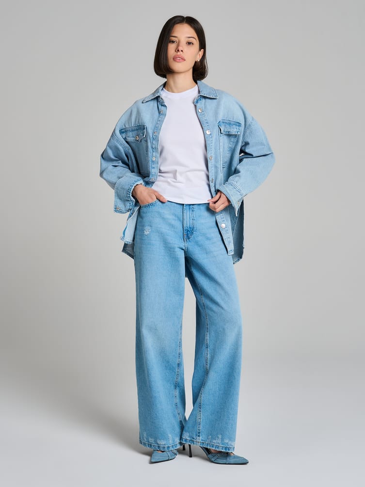 Короткая футболка с кружевом