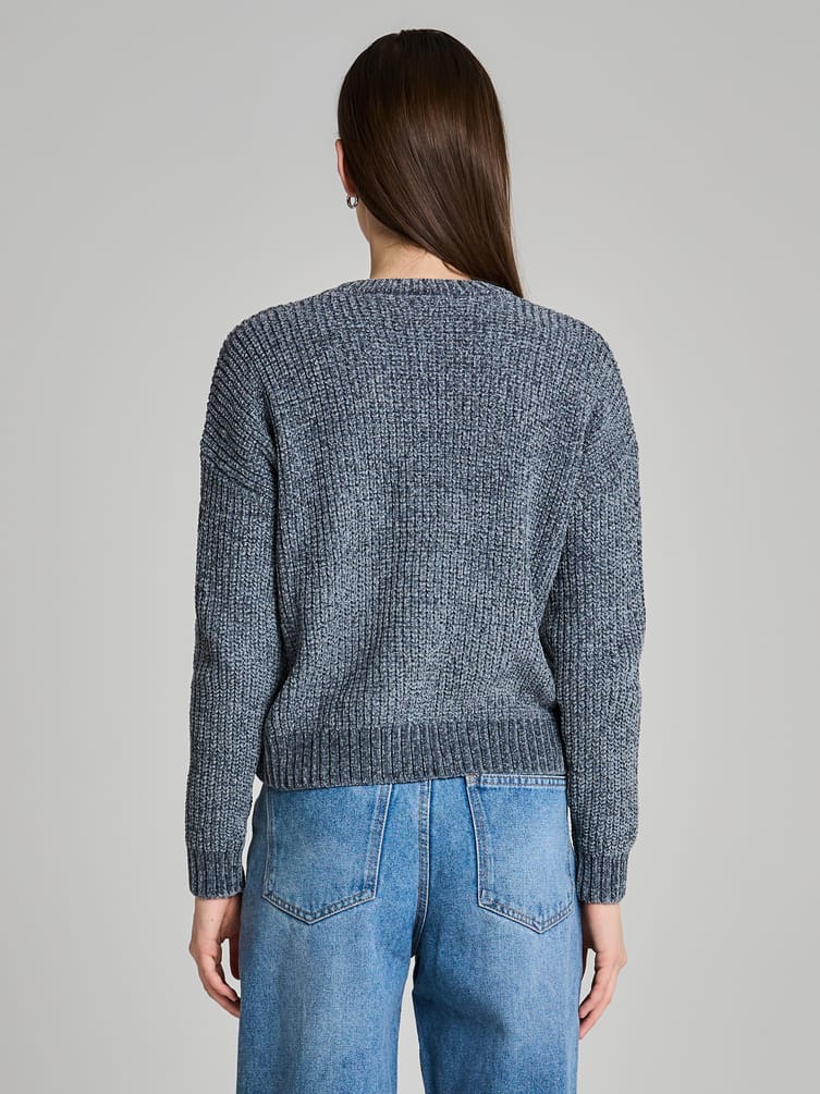 Джемпер трикотажный вязаный