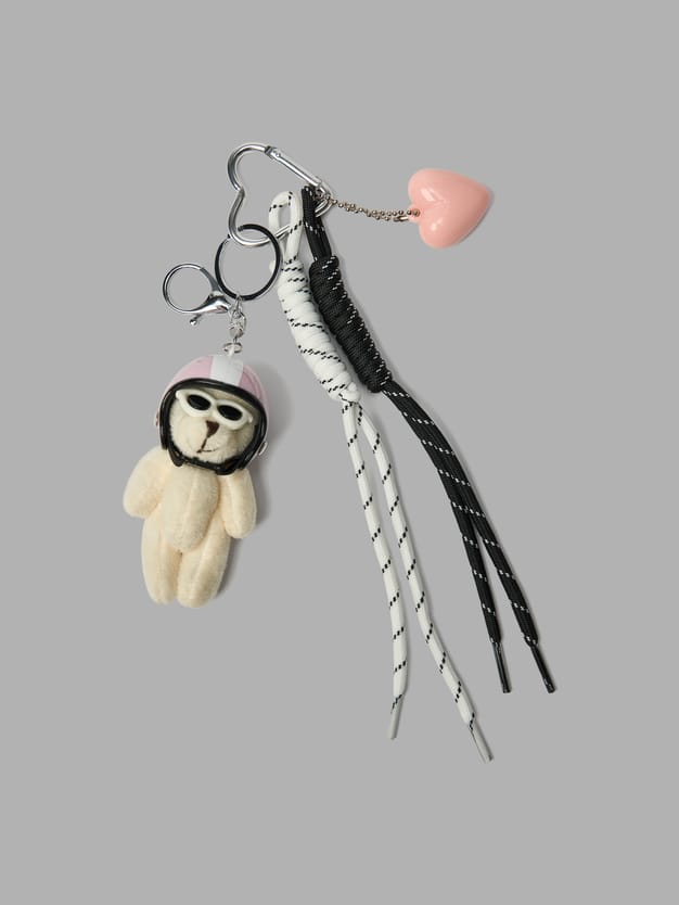 Брелок с подвеской и шнурками