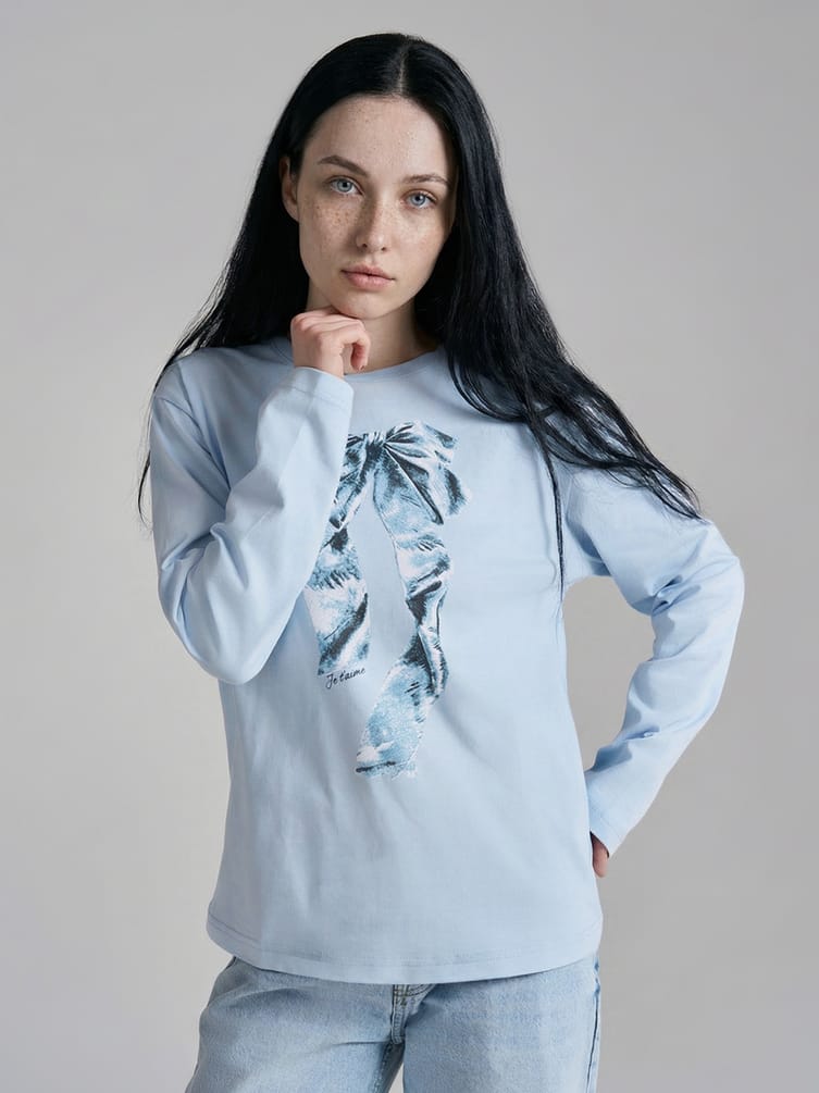 Лонгслив оверсайз с принтом банта