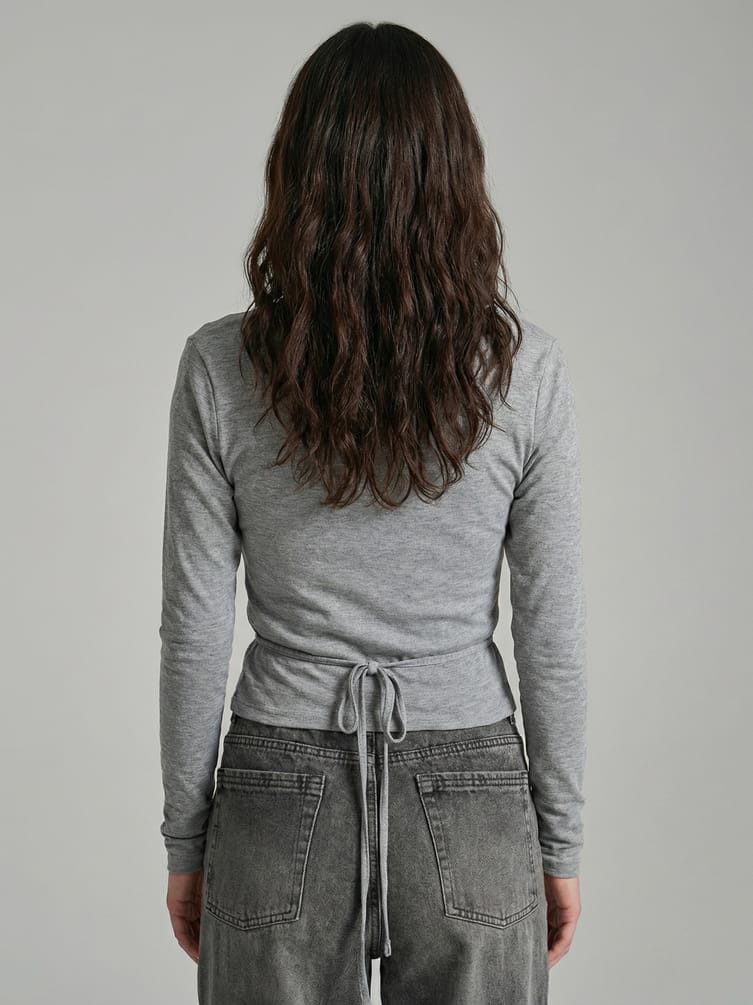 Лонгслив укороченный н азапах