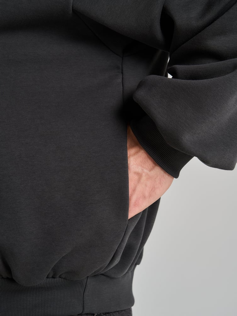 Утепленная толстовка оверсайз с высоким горлом