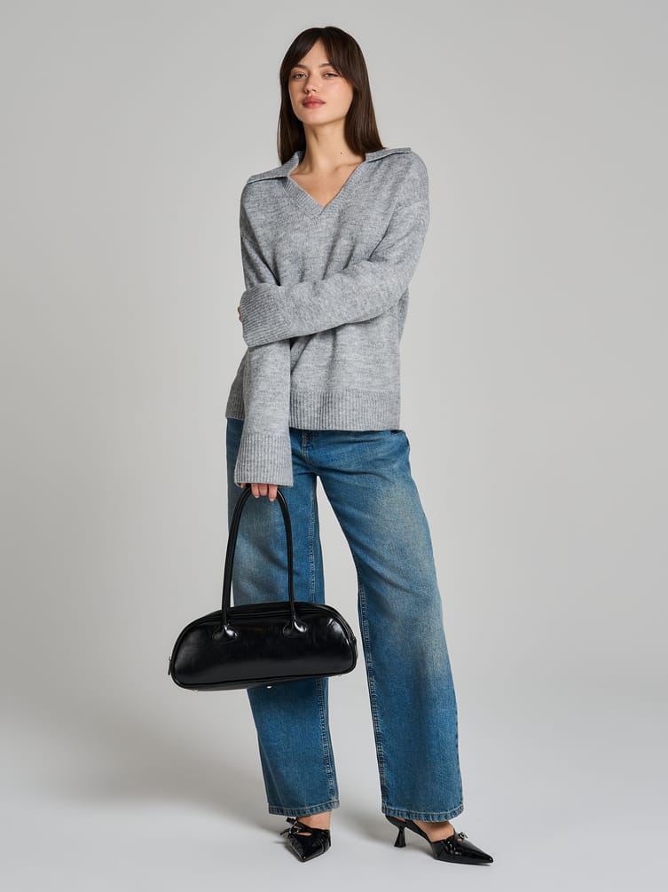 Вязаный пуловер с воротником