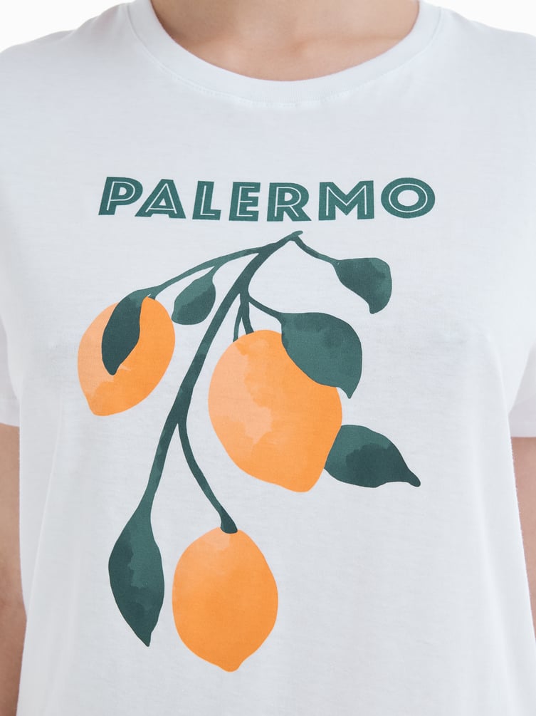 Пижама с принтом лимонов и шортами