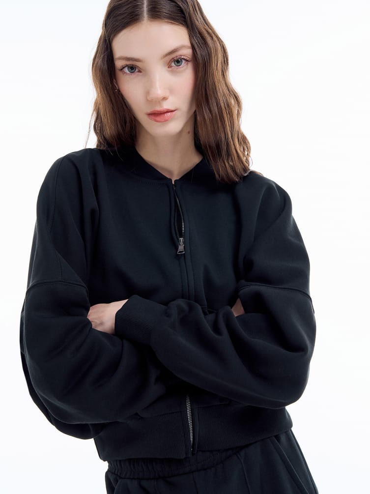 Утепленная толстовка бомбер с начесом