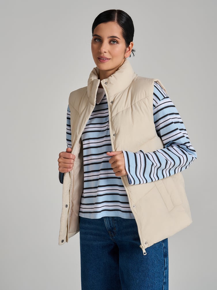 Жилет демисезонный на синтепоне