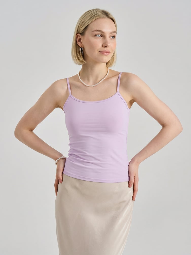 Топ на тонких бретелях