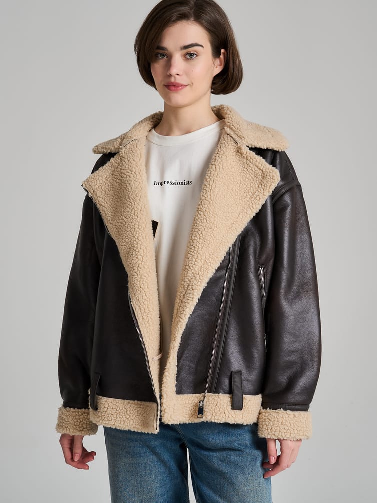 Футболка из хлопка с принтом на спине