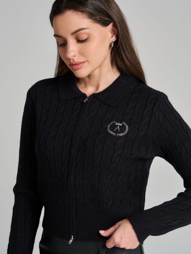 Кардиган на молнии с вышивкой