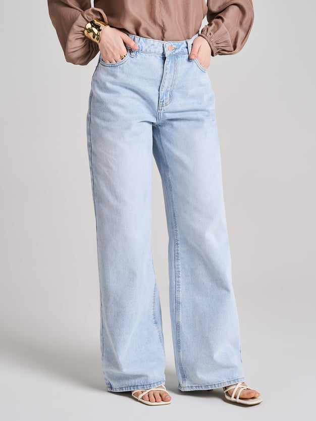 Джинсы широкие