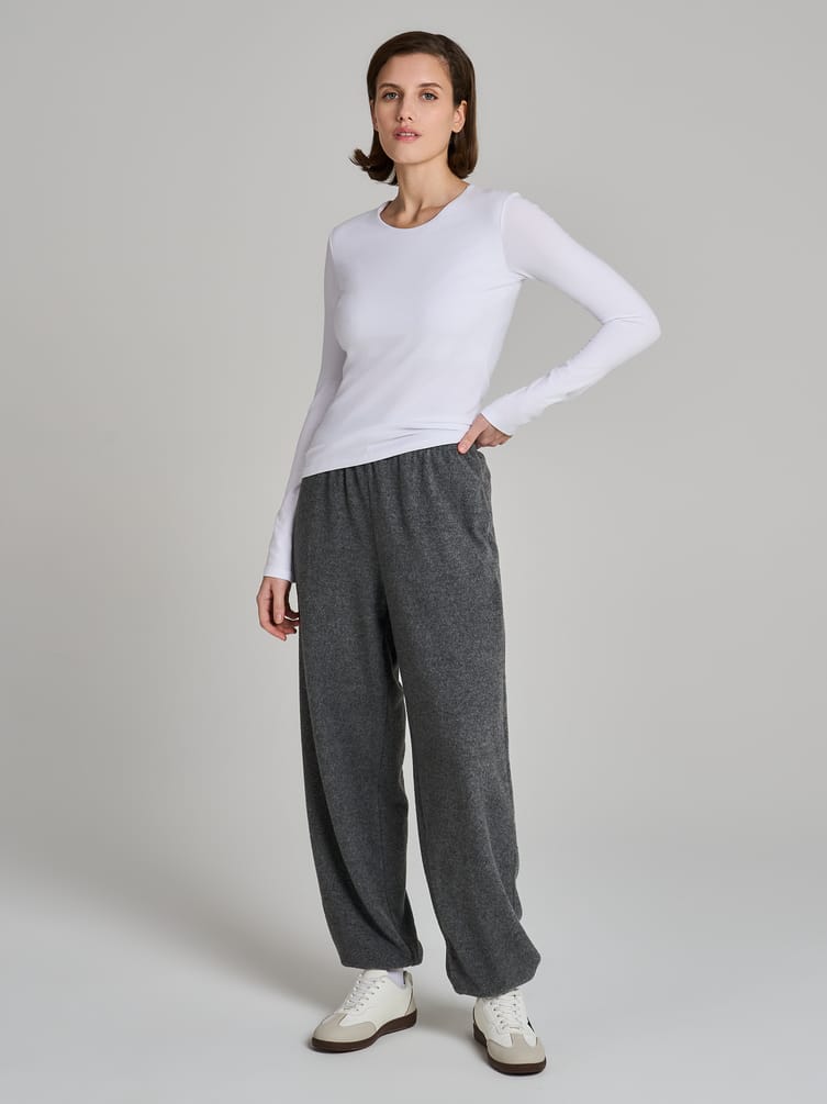 Брюки джоггеры трикотажные