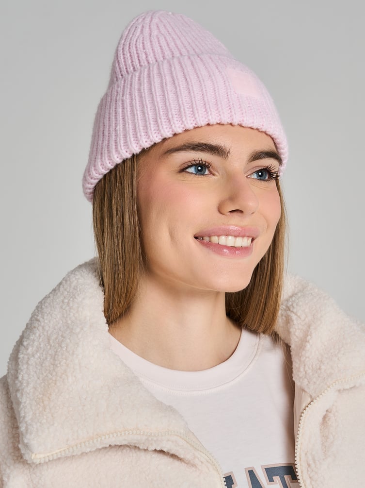 Вязаная зимняя шапка