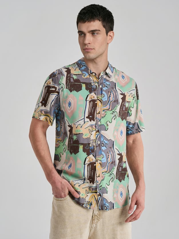 Рубашка летняя с принтом и коротким рукавом