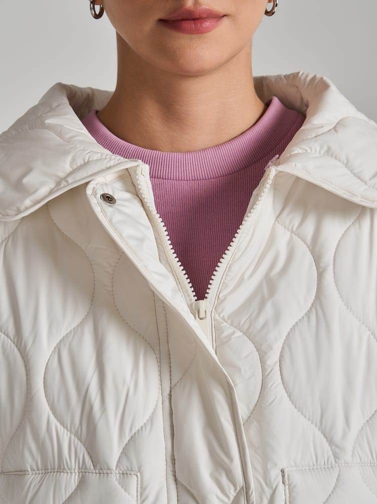 Куртка стеганая с капюшоном