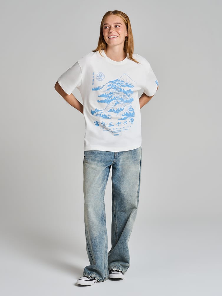 Футболка с принтом гор