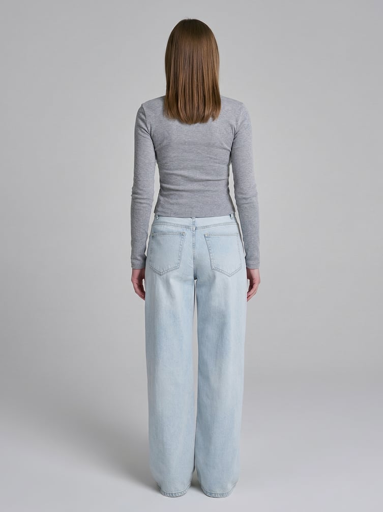 Джинсы широкие с вареным эффектом