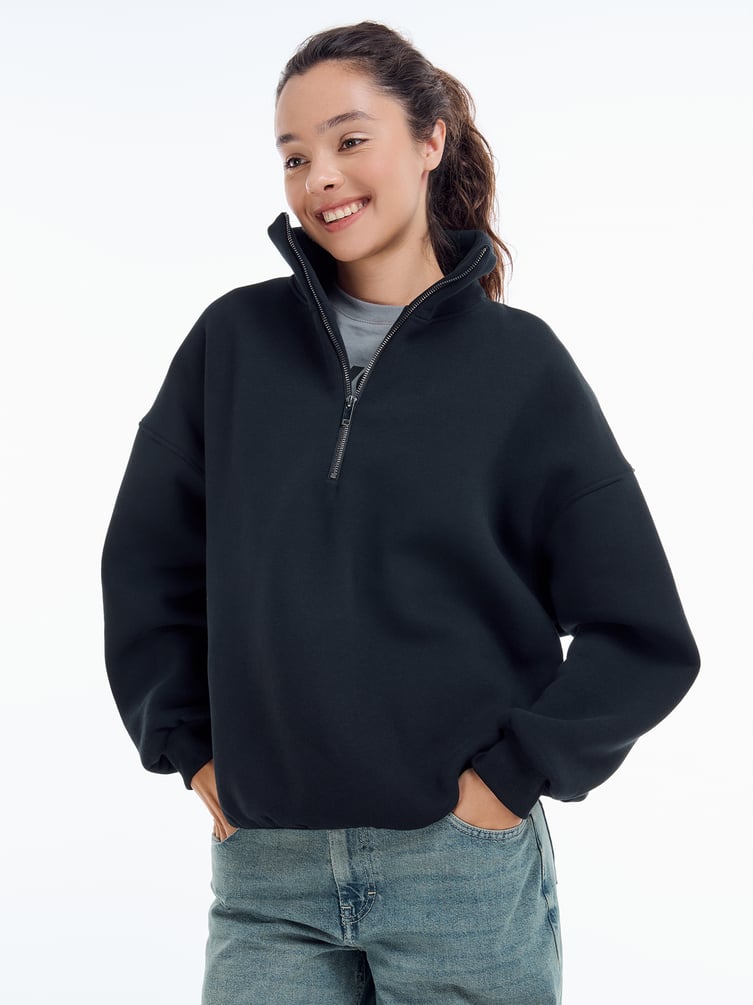 Теплая толстовка оверсайз с полузамком и начесом