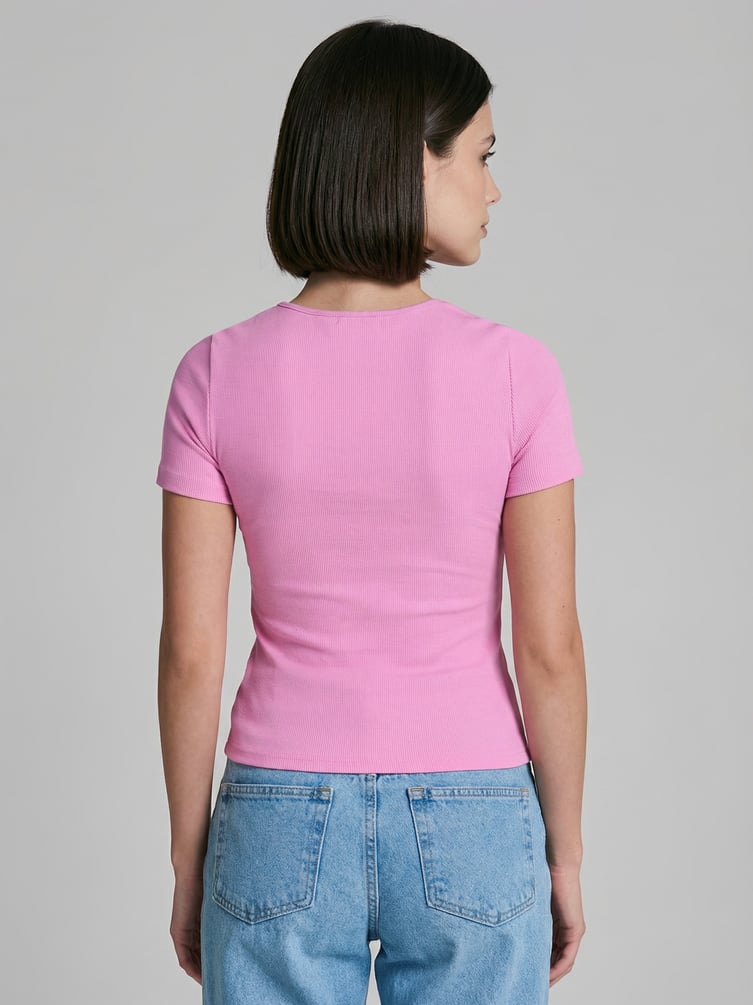 Футболка приталенная на пуговицах