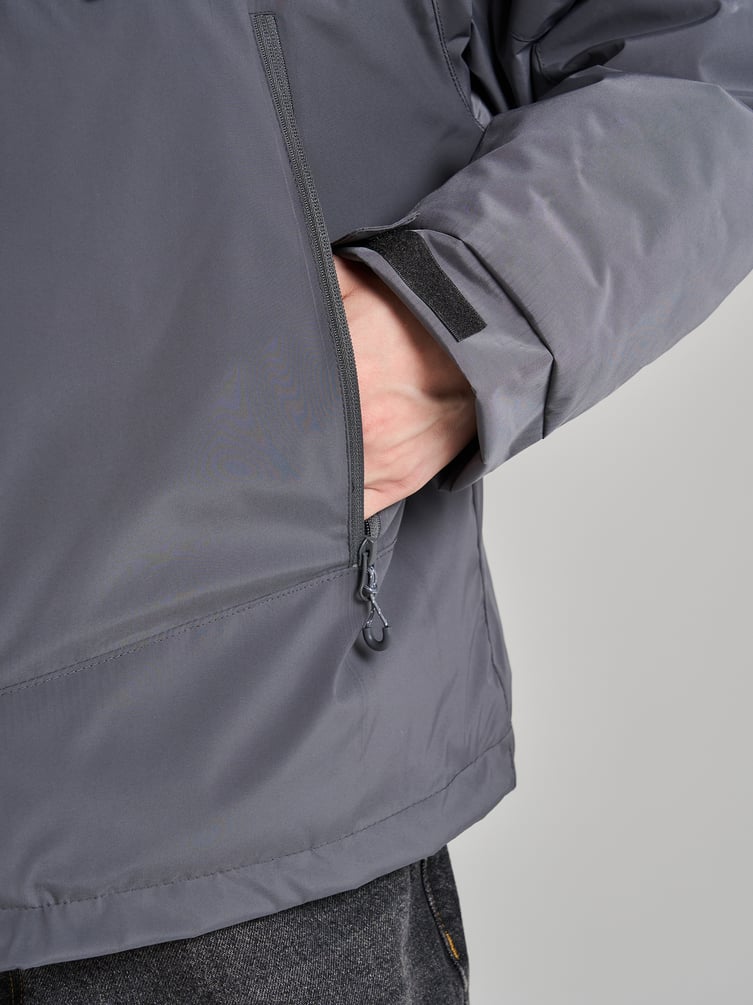 Куртка демисезонная с капюшоном