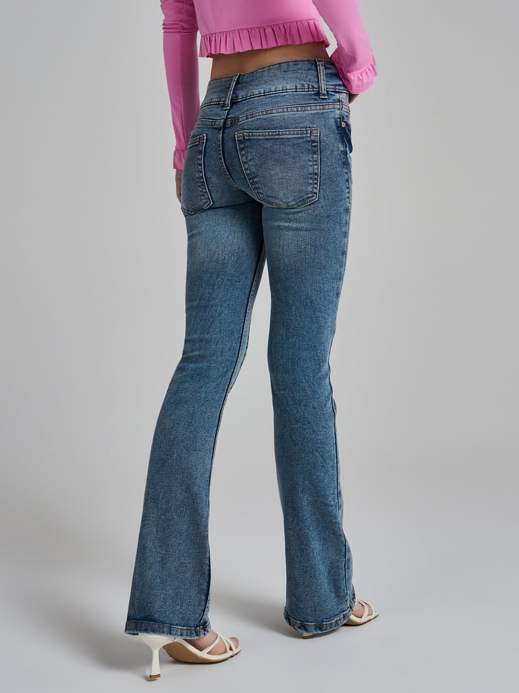 Джинсы клеш со стрелками