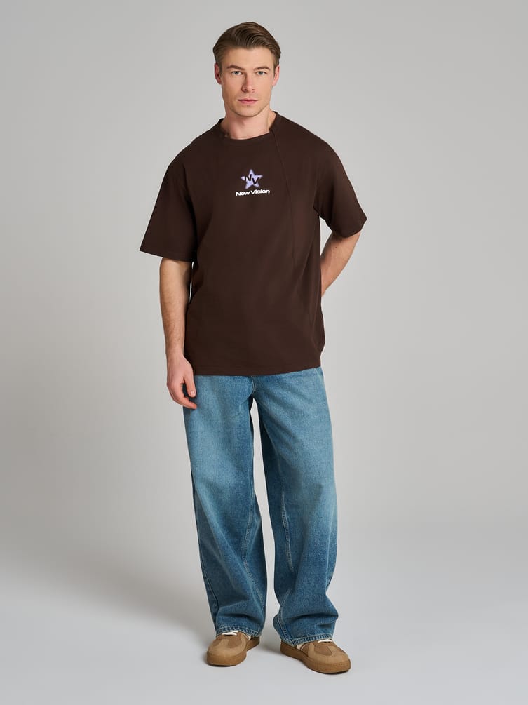 Футболка со стрелками и принтом