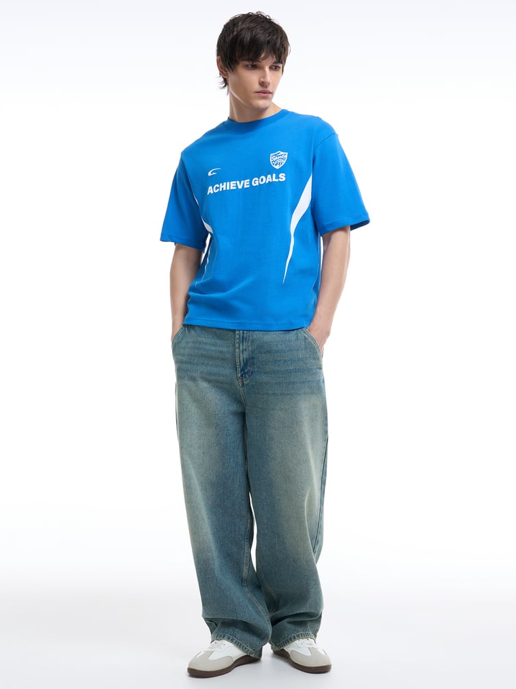 Спортивная футболка с надписью