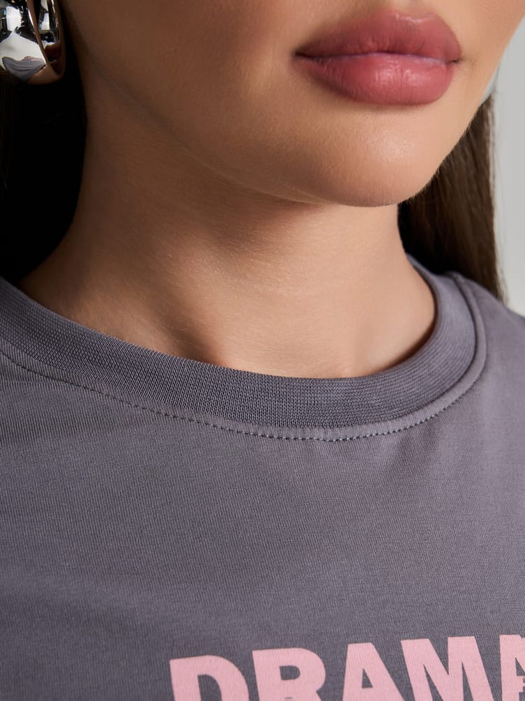 Футболка облегающая с надписью