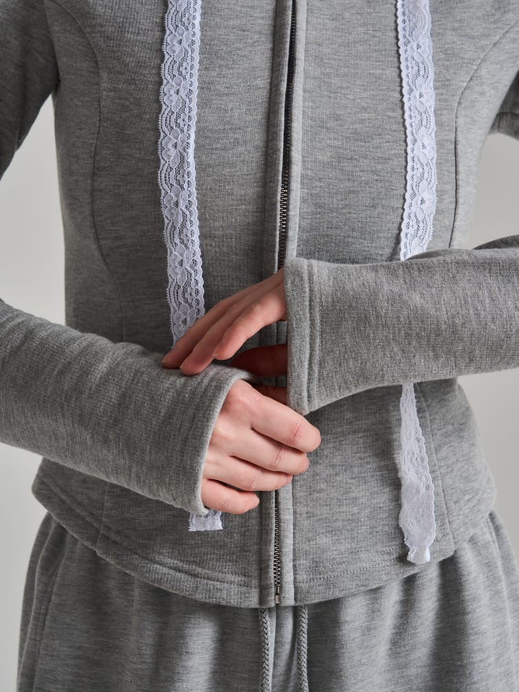 Толстовка с кружевными завязками