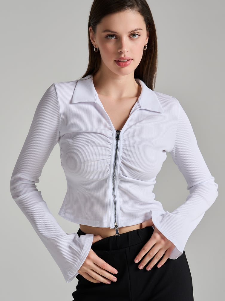 Блузка на молнии с рукавами клеш