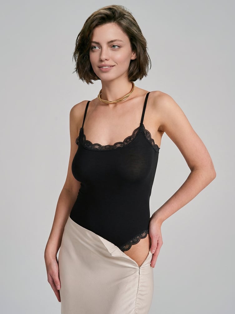 Боди-майка с кружевом