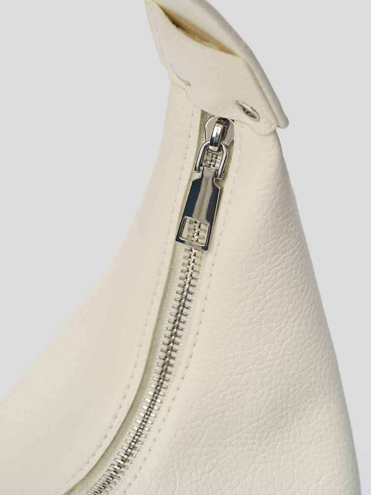 Сумка из эко кожи на руку