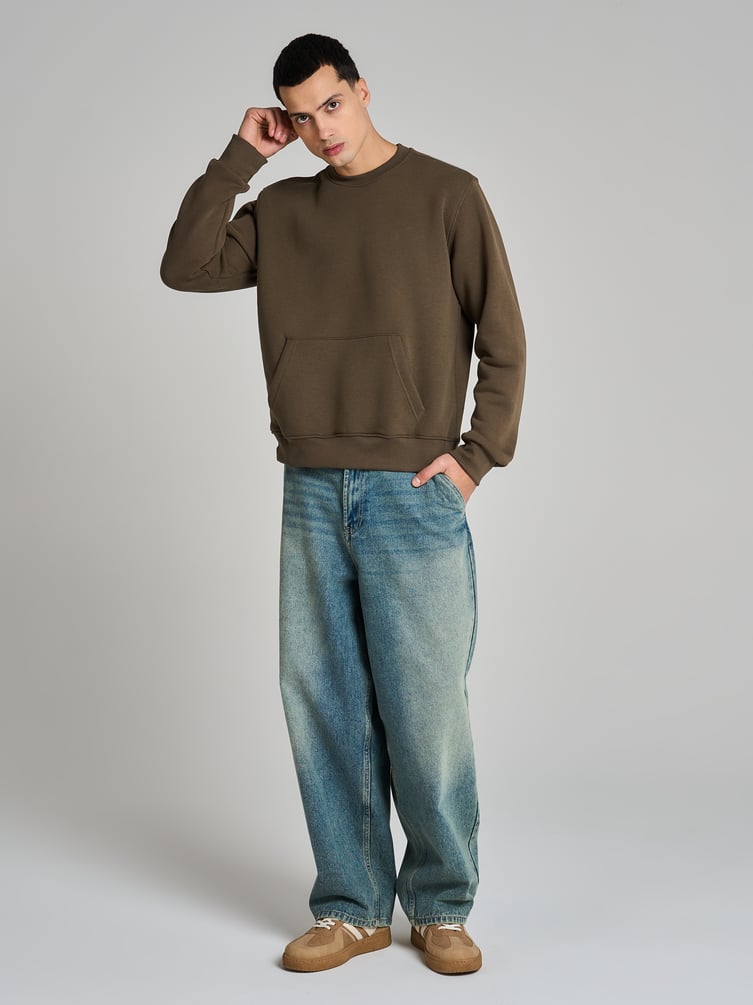 Теплый свитшот с принтом на спине и начесом