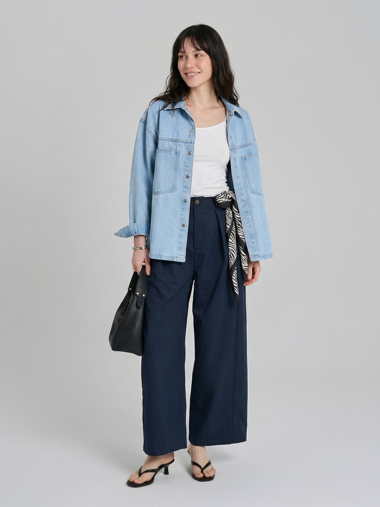 Топ на тонких бретелях