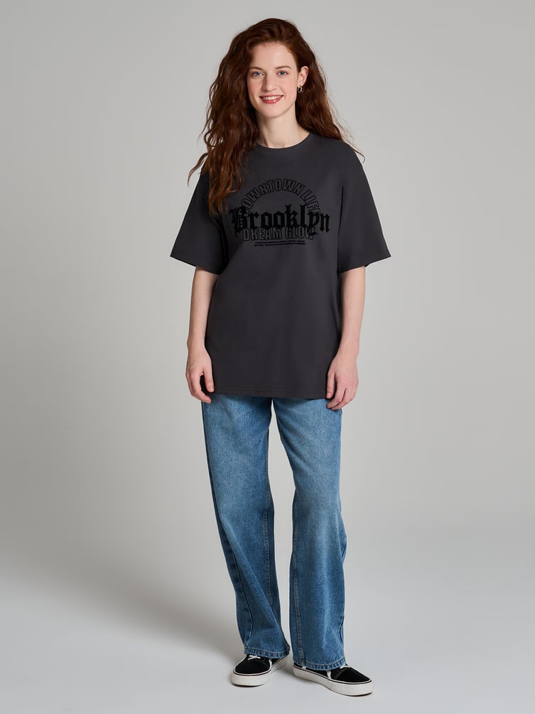 Футболка оверсайз с надписью Brooklyn