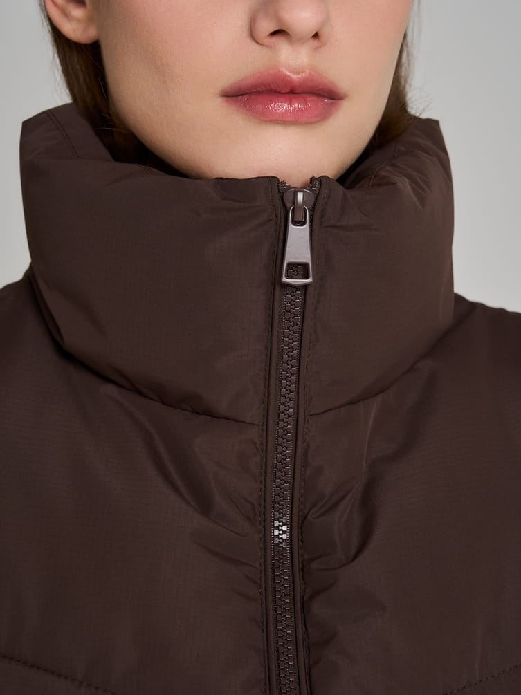 Жилет утепленный на синтепоне