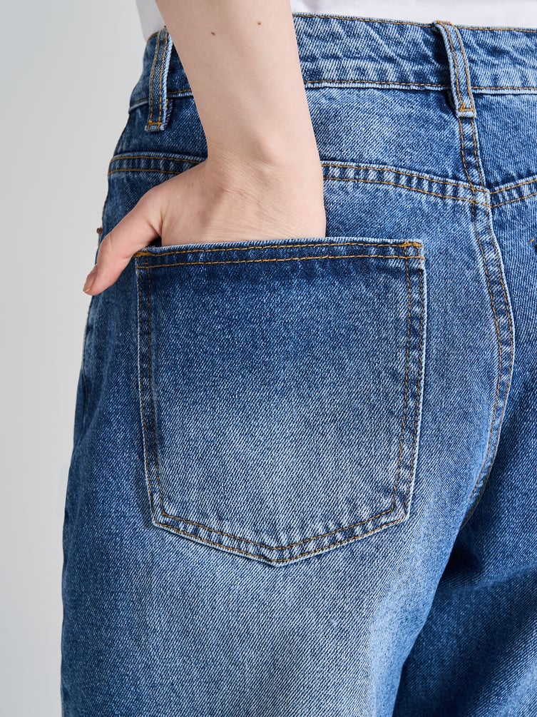 Джинсы широкие