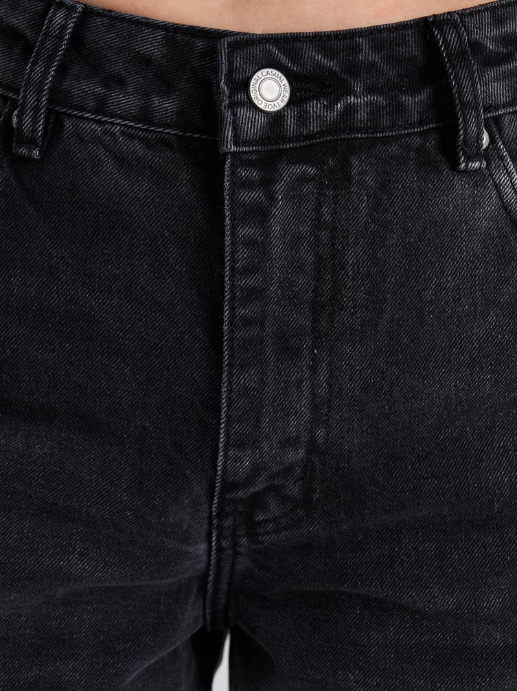 Джинсы широкие