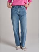 Джинсы прямые со смещенными боковыми швами