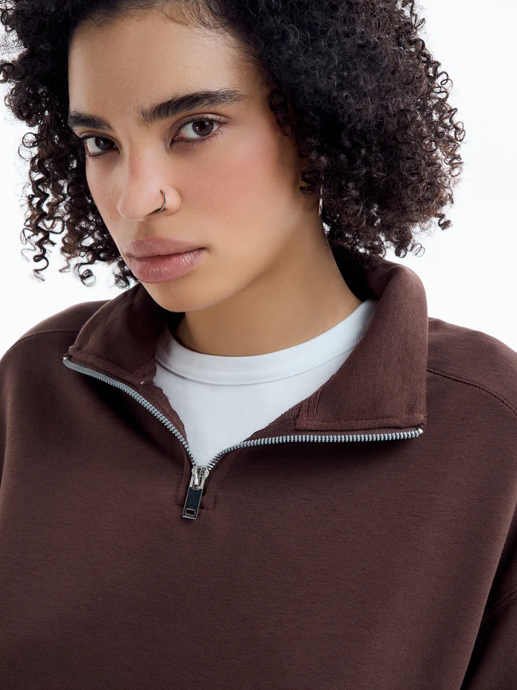 Half Zip толстовка с надписью на спине