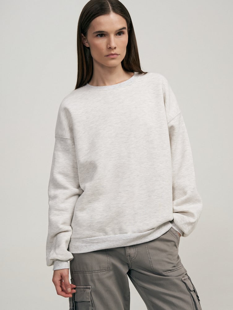 Утепленный свитшот с начесом