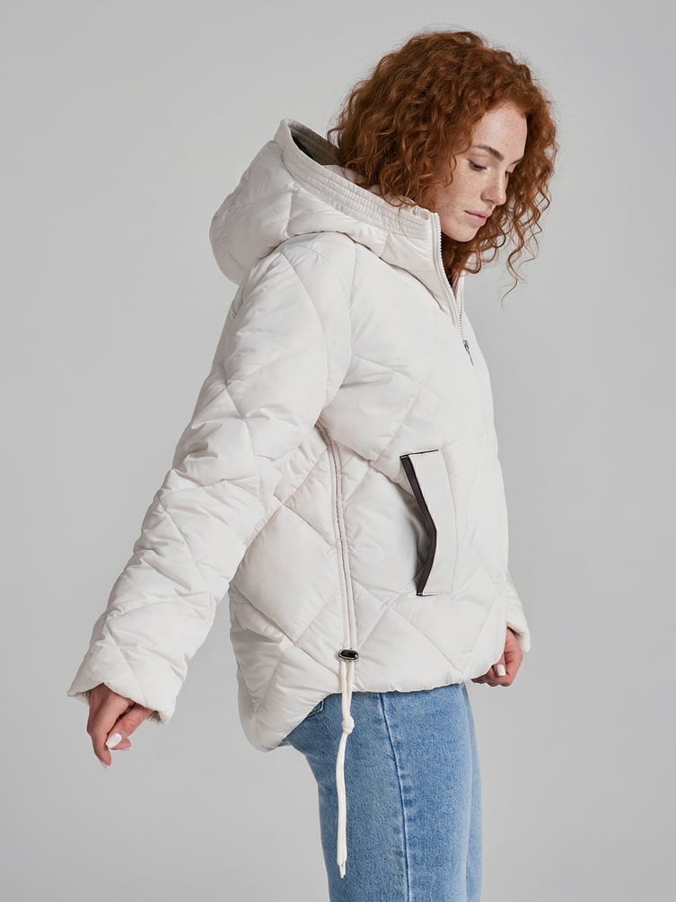 Куртка стеганая с капюшоном