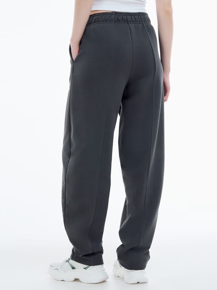 Брюки джоггеры со стрелками