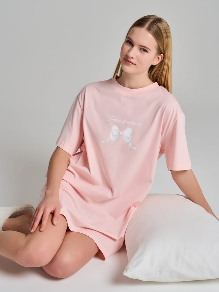 Хлопковая ночная сорочка с принтом