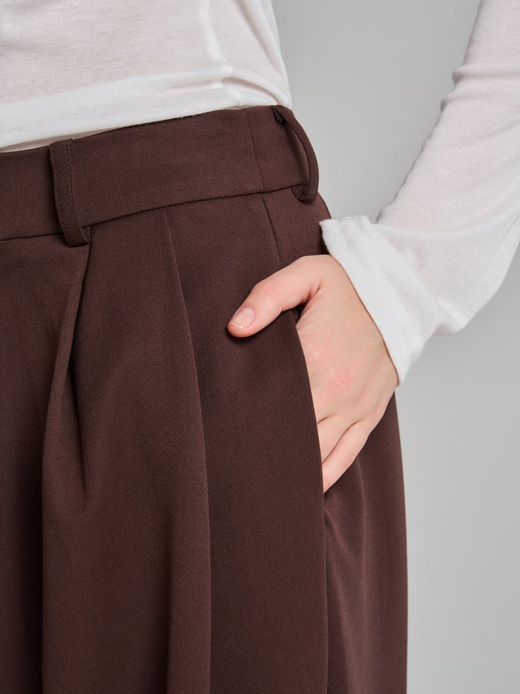 Брюки классические широкие