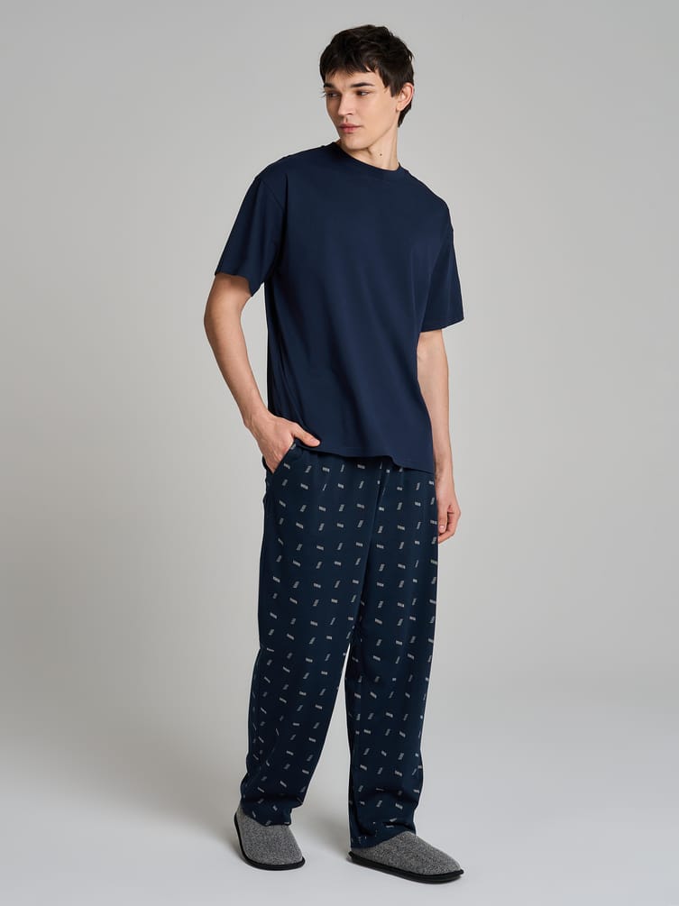 Пижама хлопковая с футболкой и брюками