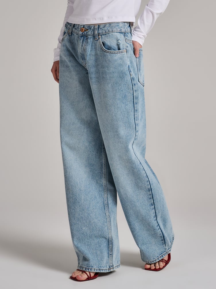 Джинсы бойфренды широкие